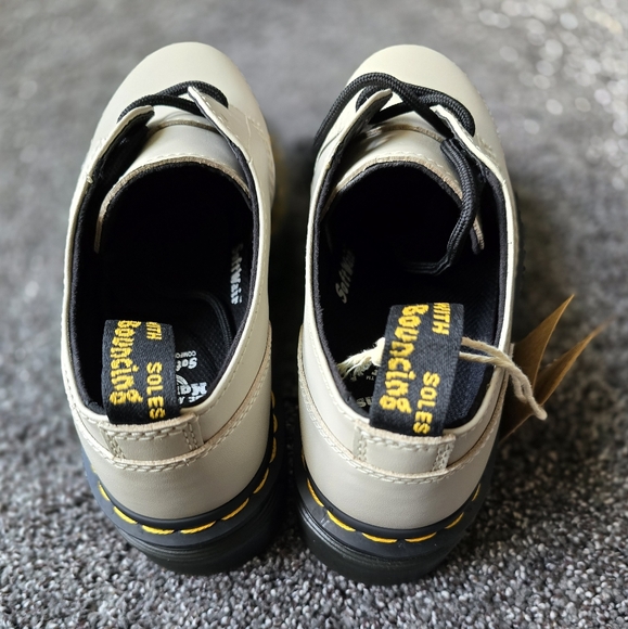 DR. MARTENS AUDRICK PLATFORM DERBY WOMEN'S SHOES COBBLESTONE GREY SIZE 7 - Picture 3 of 9